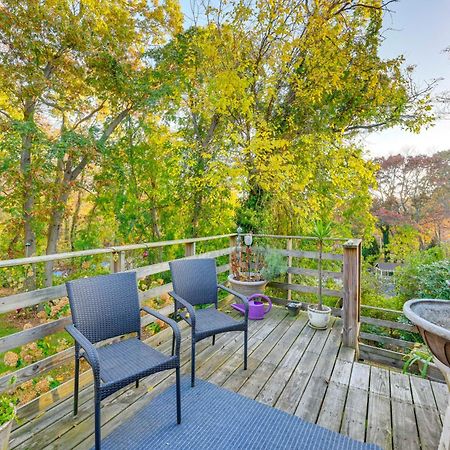 Cozy Dix Hills Apt With Deck About 7 Mi To Beach! מראה חיצוני תמונה
