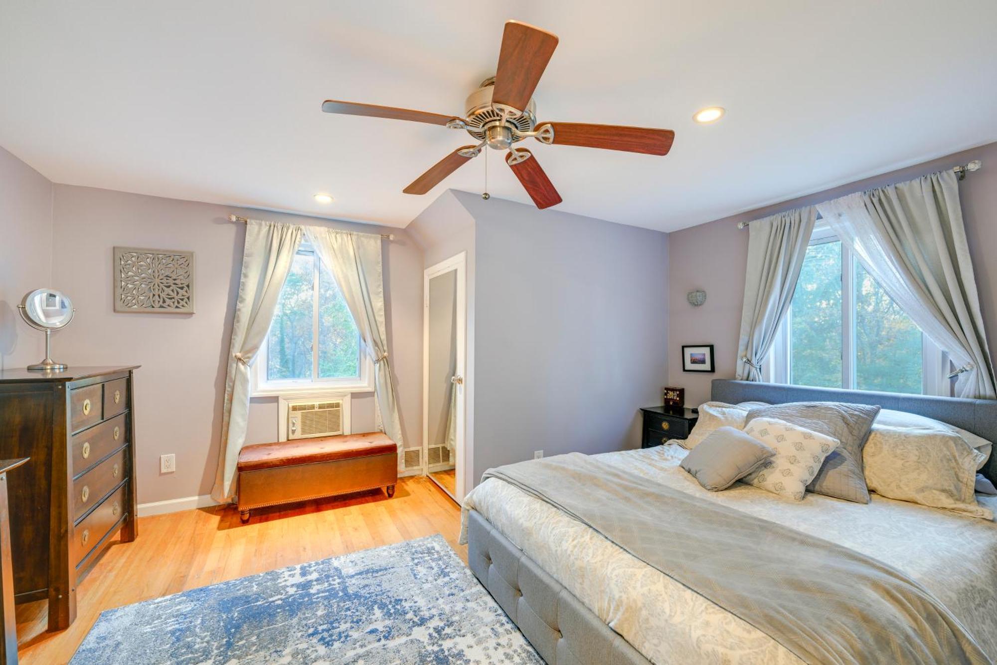 Cozy Dix Hills Apt With Deck About 7 Mi To Beach! מראה חיצוני תמונה